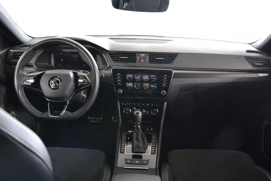 Škoda Superb Combi 1.4 TSI iV Sportline Business | Dig. Cockpit | Cruise | Stoel-+Stuurverw. PDC | Camera | App. Connect | ECC | Elek. Klep | LM 18" | 1944