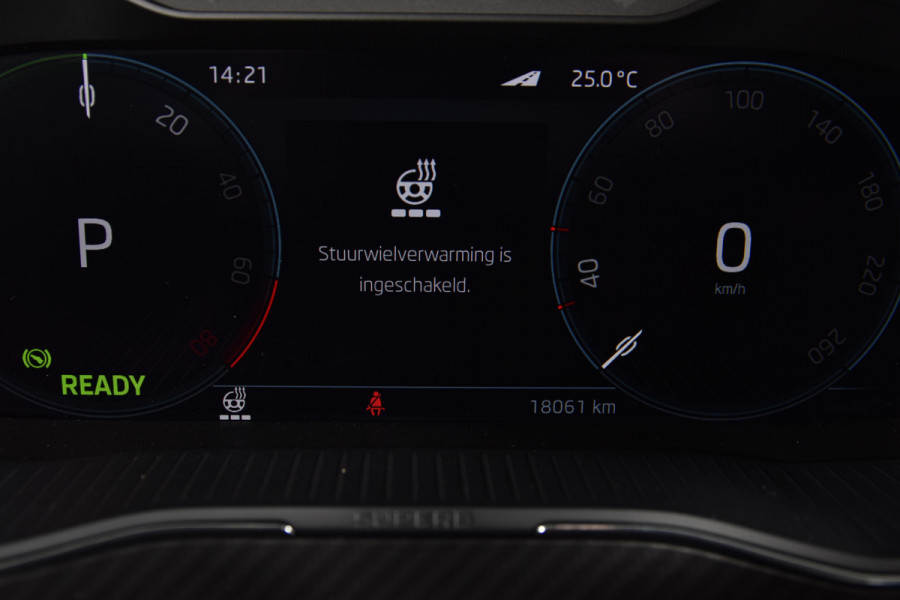 Škoda Superb Combi 1.4 TSI iV Sportline Business | Dig. Cockpit | Cruise | Stoel-+Stuurverw. PDC | Camera | App. Connect | ECC | Elek. Klep | LM 18" | 1944