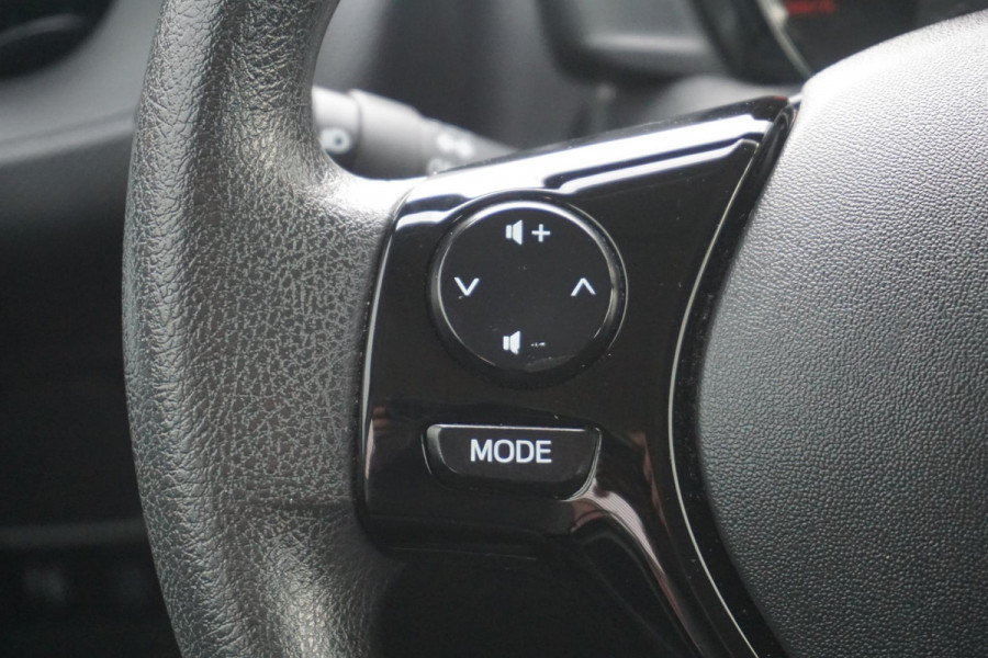 Toyota Aygo 1.0 VVT-i x-fun/1e Eigenaar/Goed onderhouden/LED/ Rijklaarprijs.