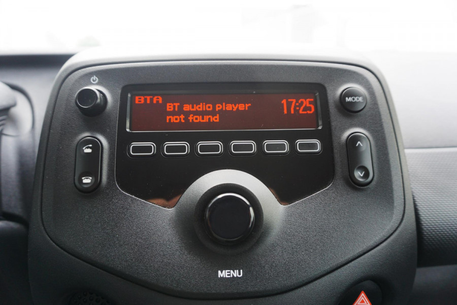 Toyota Aygo 1.0 VVT-i x-fun/1e Eigenaar/Goed onderhouden/LED/ Rijklaarprijs.