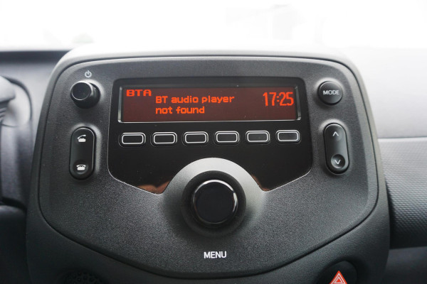 Toyota Aygo 1.0 VVT-i x-fun/1e Eigenaar/Goed onderhouden/LED/ Rijklaarprijs.