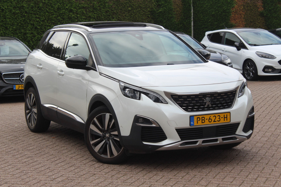 Peugeot 3008 1.2 PureTech GT Line / Panoramadak / Camera / Half leder / 19'' / Navigatie / Elektr. achterklep / Getint glas / Cruise Control