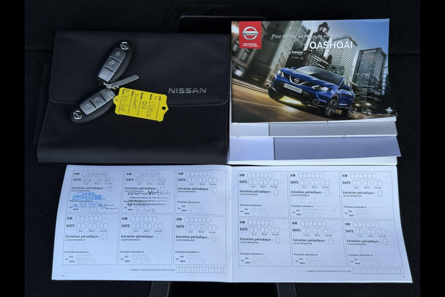 Nissan QASHQAI 1.2 Acenta 1e Eigenaar,Pano,Navi,Camera,6 Bak,Clima,Cruise,116pk,Pdc,Lm velgen,Weinig Km,Apk tot 01-2026
