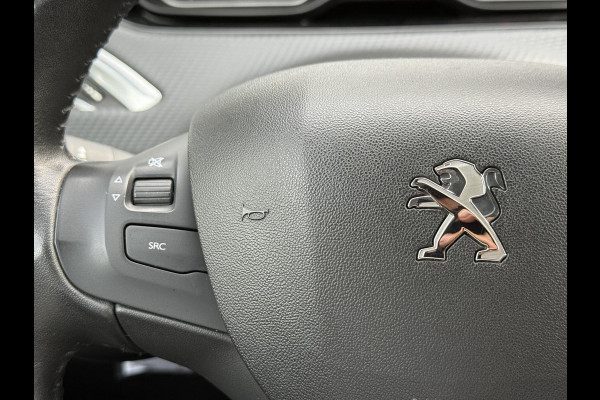 Peugeot 2008 1.2 PureTech Signature 1e Eigenaar,Dealer Onderhouden,Navi,Airco,Cruise,110pk,6 Bak,Lm velgen,Weinig km,N.A.P,Pdc,Nieuwe Apk bij Aflevering