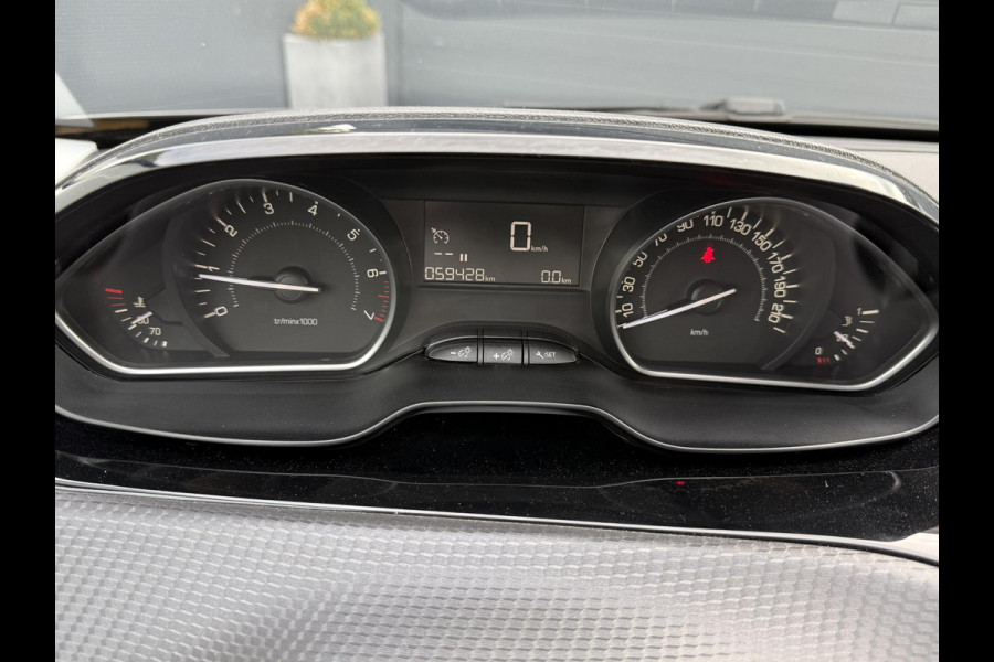 Peugeot 2008 1.2 PureTech Signature 1e Eigenaar,Dealer Onderhouden,Navi,Airco,Cruise,110pk,6 Bak,Lm velgen,Weinig km,N.A.P,Pdc,Nieuwe Apk bij Aflevering