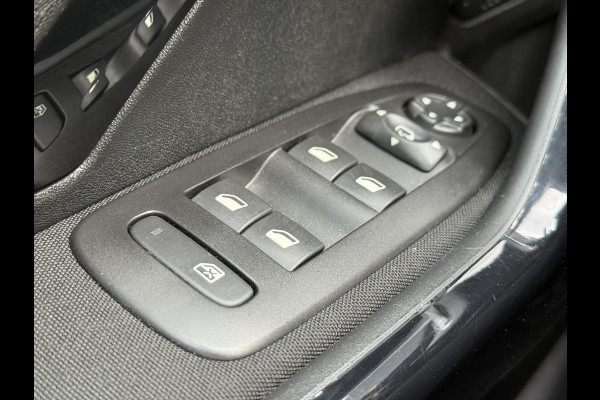 Peugeot 2008 1.2 PureTech Signature 1e Eigenaar,Dealer Onderhouden,Navi,Airco,Cruise,110pk,6 Bak,Lm velgen,Weinig km,N.A.P,Pdc,Nieuwe Apk bij Aflevering