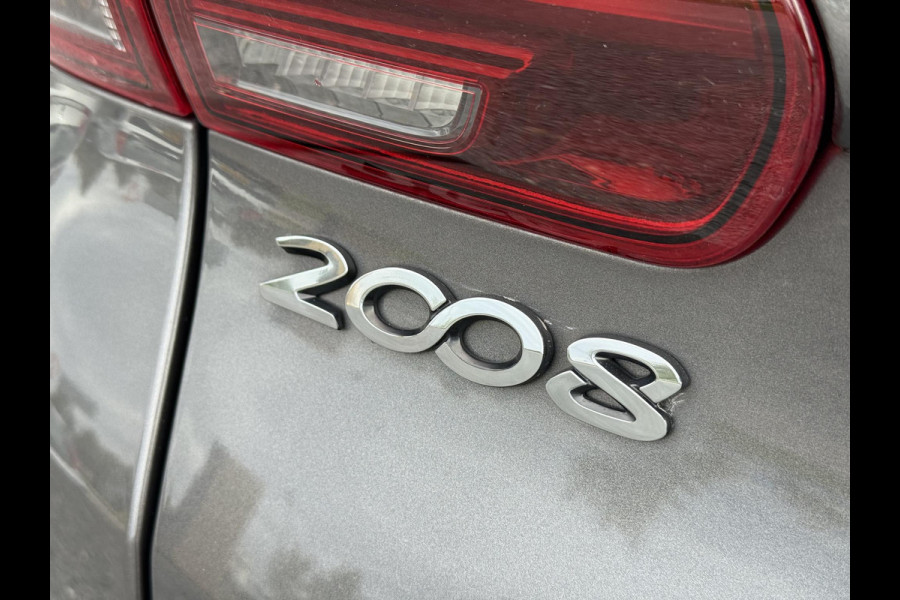 Peugeot 2008 1.2 PureTech Signature 1e Eigenaar,Dealer Onderhouden,Navi,Airco,Cruise,110pk,6 Bak,Lm velgen,Weinig km,N.A.P,Pdc,Nieuwe Apk bij Aflevering