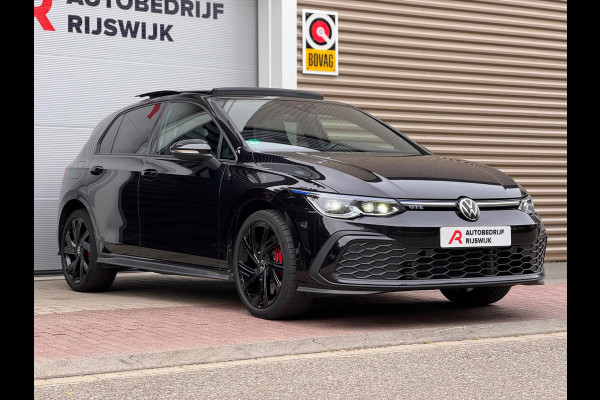 Volkswagen Golf 1.4 eHybrid GTE Pano/Matrix/Blindspot