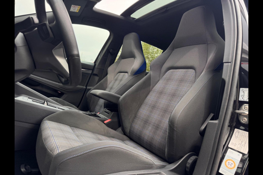 Volkswagen Golf 1.4 eHybrid GTE Pano/Matrix/Blindspot