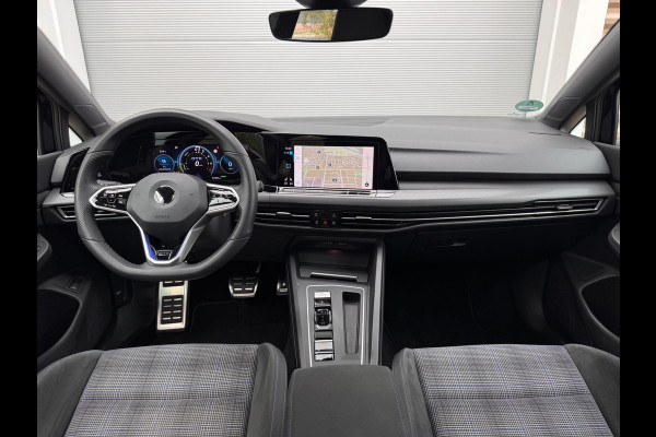 Volkswagen Golf 1.4 eHybrid GTE Pano/Matrix/Blindspot