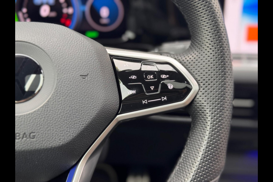 Volkswagen Golf 1.4 eHybrid GTE Pano/Matrix/Blindspot