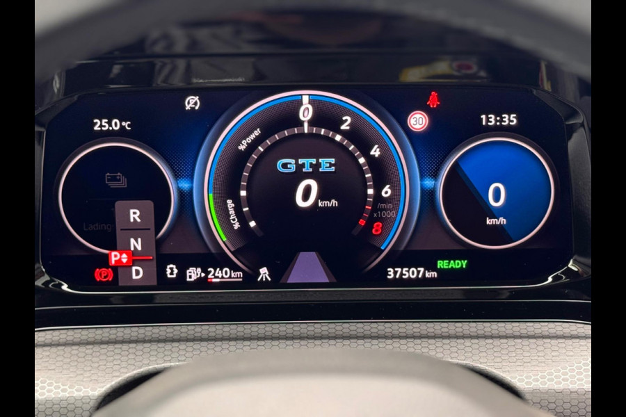 Volkswagen Golf 1.4 eHybrid GTE Pano/Matrix/Blindspot