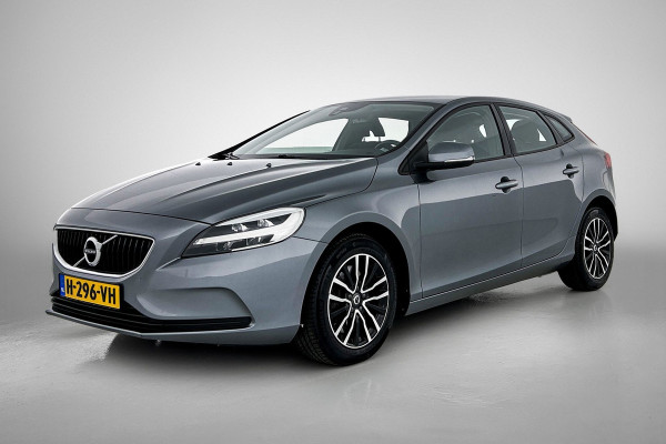 Volvo V40 1.5 T2 Polar+ Automaat (NAVIGATIE, TREKHAAK AFNEEMBAAR, STOELVERWARMING, CLIMA, PDC, LED, GOED ONDERHOUDEN)