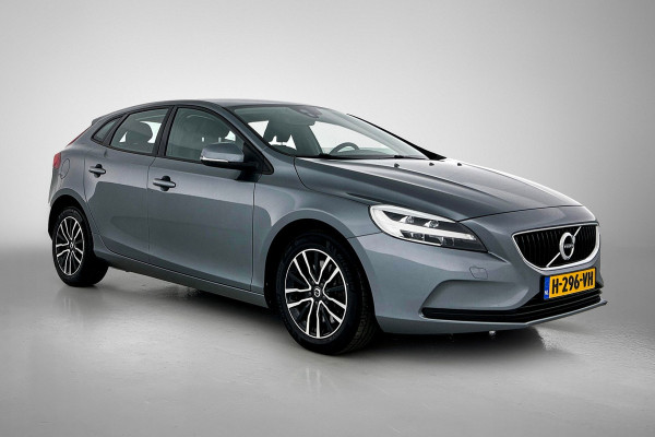 Volvo V40 1.5 T2 Polar+ Automaat (NAVIGATIE, TREKHAAK AFNEEMBAAR, STOELVERWARMING, CLIMA, PDC, LED, GOED ONDERHOUDEN)