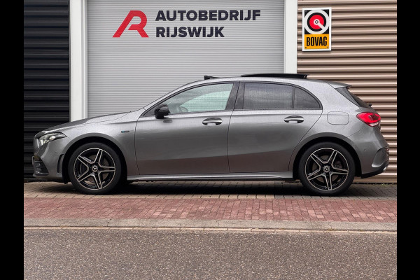 Mercedes-Benz A-Klasse 250 e AMG Pano/Memory/Camera/Sfeer