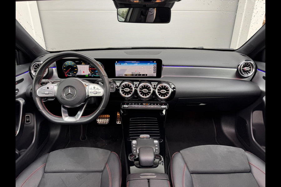 Mercedes-Benz A-Klasse 250 e AMG Pano/Memory/Camera/Sfeer