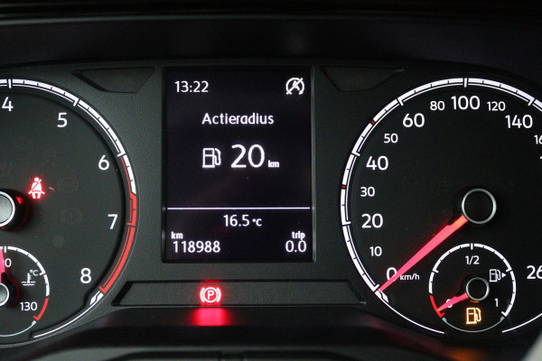 Volkswagen Polo 1.0 TSI Comfortline (CRUISE CONTROL ADAPTIEF, ACHTERUITRIJCAMERA, CARPLAY NAVIGATIE)