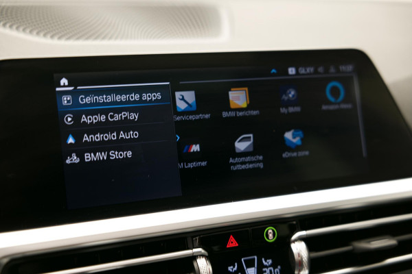 BMW 3 Serie Touring 320e Business Edition Plus |Pano|M-Pakket|Laser|Stuurverwarm.|