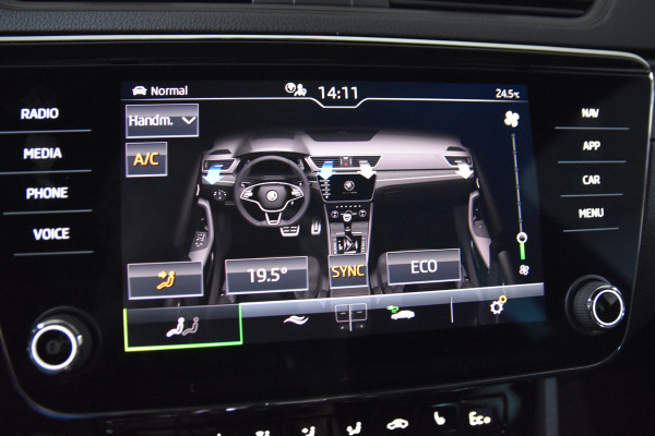 Škoda Superb Combi 1.4 TSI iV Sportline Business | Dig. Cockpit | Cruise | Stoel-+Stuurverw. PDC | Camera | App. Connect | ECC | Elek. Klep | LM 18" | 1944