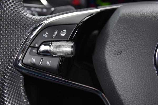 Škoda Superb Combi 1.4 TSI iV Sportline Business | Dig. Cockpit | Cruise | Stoel-+Stuurverw. PDC | Camera | App. Connect | ECC | Elek. Klep | LM 18" | 1944
