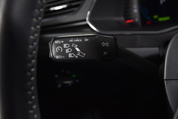 Škoda Superb Combi 1.4 TSI iV Sportline Business | Dig. Cockpit | Cruise | Stoel-+Stuurverw. PDC | Camera | App. Connect | ECC | Elek. Klep | LM 18" | 1944