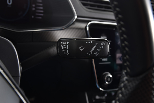 Škoda Superb Combi 1.4 TSI iV Sportline Business | Dig. Cockpit | Cruise | Stoel-+Stuurverw. PDC | Camera | App. Connect | ECC | Elek. Klep | LM 18" | 1944