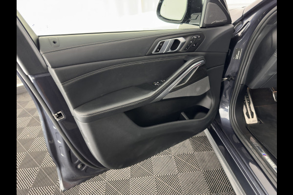 BMW X6 M50i High Executive M-Sportpack (INCL-BTW) Aut. *PANO | HEAD-UP | LASER-LIGHT | LUXURY-LEATHER | ADAPTIVE-CRUISE | SOFT-CLOSE | HARMAN/KARDON | BLIND-SPOT | MEMORY-PACK | BMW-INDIVIDUAL | HEATED-COMFORTSEATS | TOP-VIEW | CA