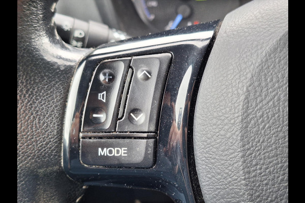 Toyota Yaris 1.5 Hybrid Design Sport | Navigatie, Stoelverwarming, Lichtmetalen velgen, Cruise control, Parkeercamera