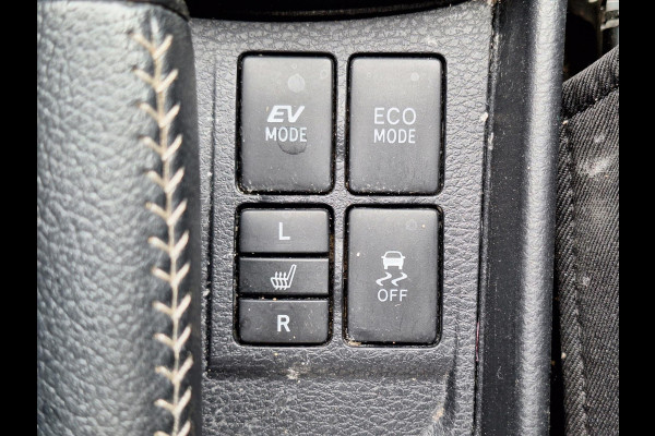 Toyota Yaris 1.5 Hybrid Design Sport | Navigatie, Stoelverwarming, Lichtmetalen velgen, Cruise control, Parkeercamera