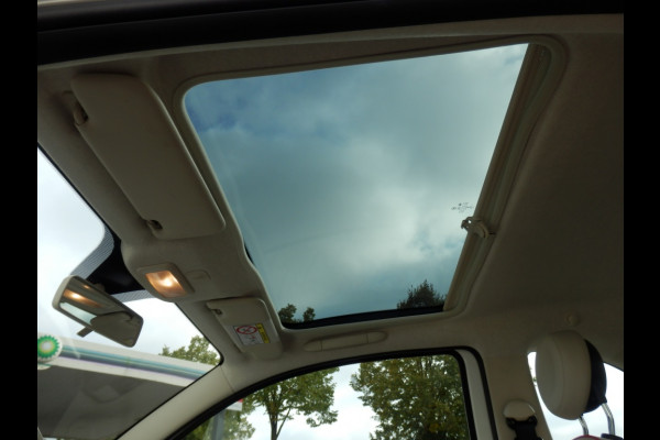 Fiat 500 80 pk. Lounge I Automaat I Airco I Nav. I Park. sens. a. I Pano.