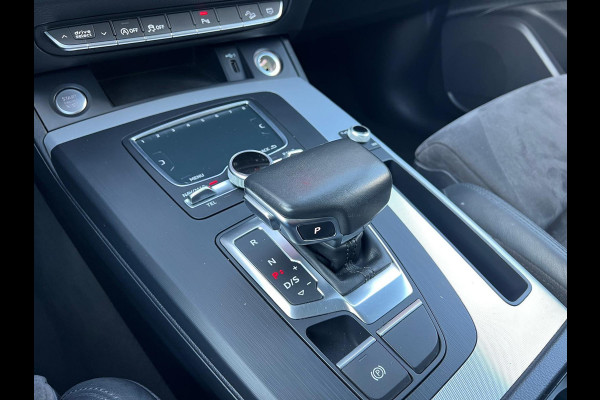 Audi Q5 2.0 TFSI quattro S-Line Panorama