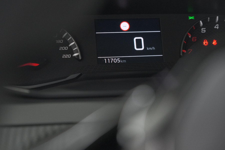 Peugeot 208 PureTech 100 Allure Pack | Camera | Apple Carplay | Stoelverwarming | Parkeersensoren