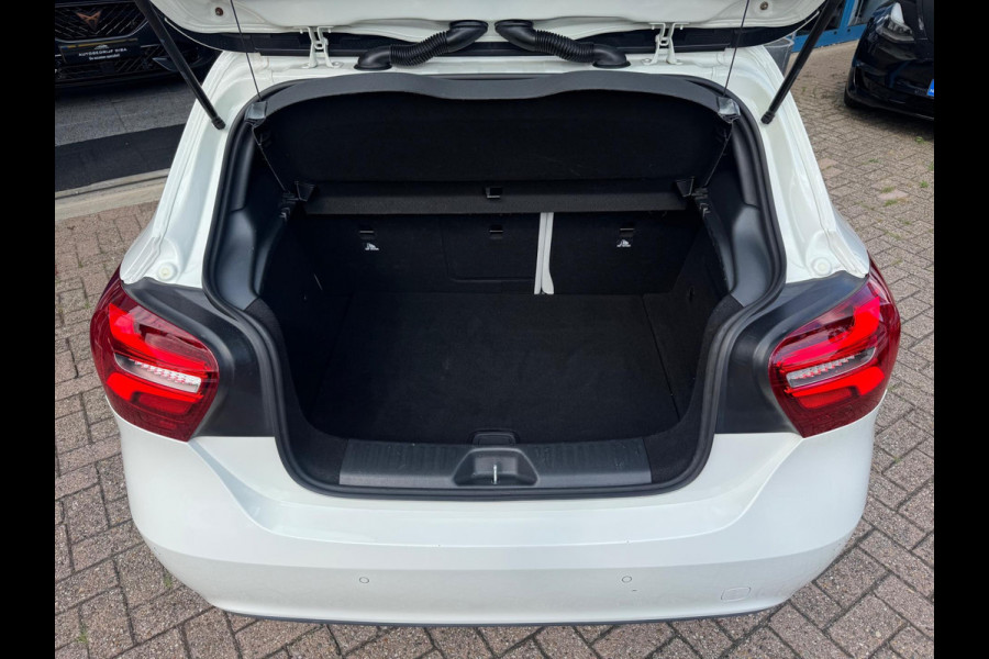 Mercedes-Benz A-Klasse 180 Prestige 2017 AUT NAVI LEDER NAP!