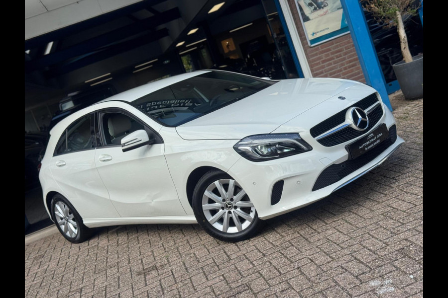 Mercedes-Benz A-Klasse 180 Prestige 2017 AUT NAVI LEDER NAP!