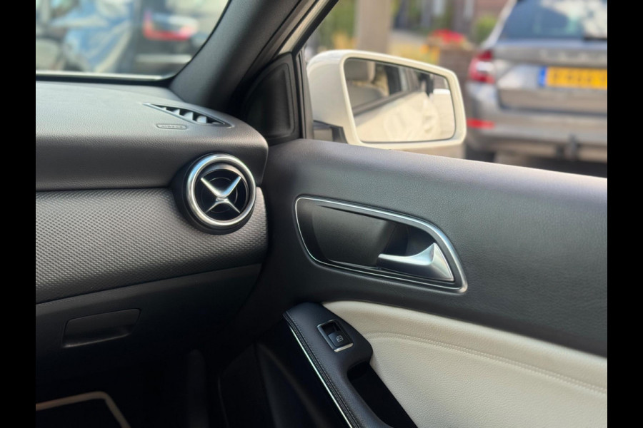 Mercedes-Benz A-Klasse 180 Prestige 2017 AUT NAVI LEDER NAP!