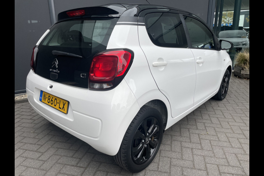Citroën C1 1.0 VTi Shine Achteruitrijcamera - Airco - Lichtmetalen velgen - Radio - Stuur leder - Stuur multifunctioneel