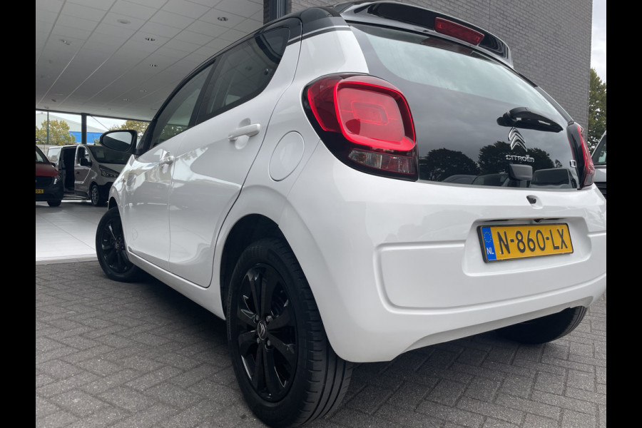 Citroën C1 1.0 VTi Shine Achteruitrijcamera - Airco - Lichtmetalen velgen - Radio - Stuur leder - Stuur multifunctioneel