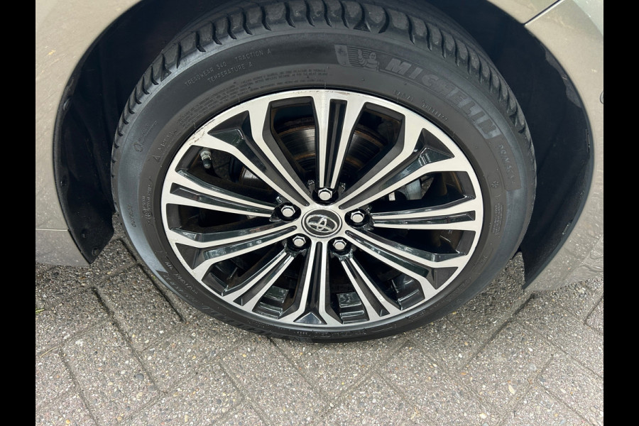 Toyota Corolla Touring Sports 1.8 Hybrid Executive Trekh NL-Auto Rijklaarprijs!