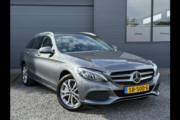 Mercedes-Benz C-Klasse Estate 350 e Premium Plus Leder,Navi,Trekhaak,Camera,Pdc V+A,280pk,Stoelverwarming,Lm velgen,N.A.P,Apk tot 04-2026