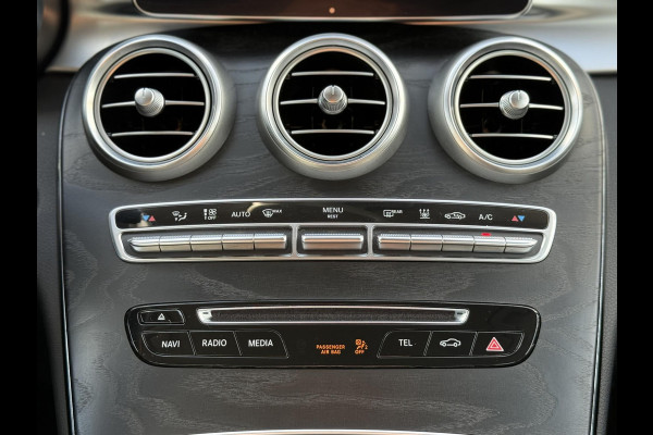 Mercedes-Benz C-Klasse Estate 350 e Premium Plus Leder,Navi,Trekhaak,Camera,Pdc V+A,280pk,Stoelverwarming,Lm velgen,N.A.P,Apk tot 04-2026