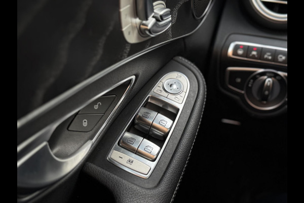 Mercedes-Benz C-Klasse Estate 350 e Premium Plus Leder,Navi,Trekhaak,Camera,Pdc V+A,280pk,Stoelverwarming,Lm velgen,N.A.P,Apk tot 04-2026