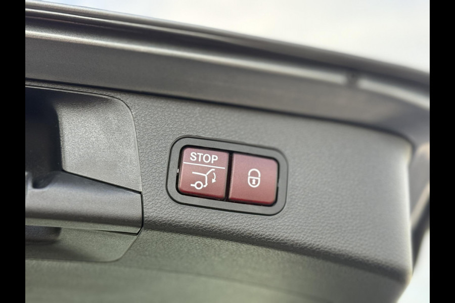 Mercedes-Benz C-Klasse Estate 350 e Premium Plus Leder,Navi,Trekhaak,Camera,Pdc V+A,280pk,Stoelverwarming,Lm velgen,N.A.P,Apk tot 04-2026