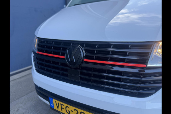 Volkswagen Transporter 2.0 TDI L2H1 30 Comfortline AIRCO / CRUISE CONTROLE / NAVI / CARPLAY / VERLAAGD