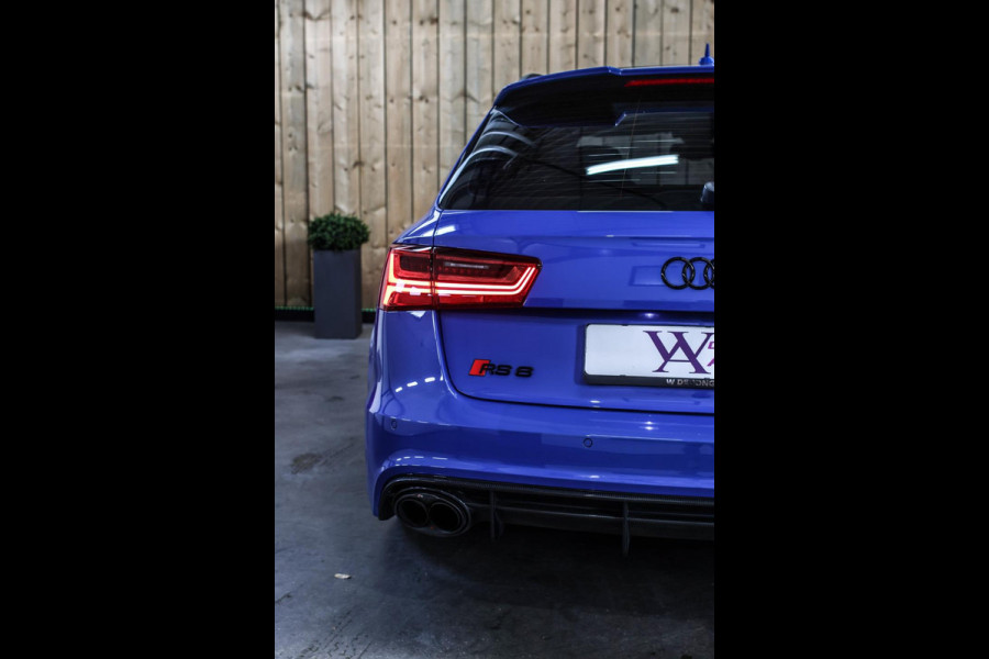 Audi RS6 Performance 4.0 TFSI Quattro *Pano*Akra*B&O*Keramisch*Carbon*Soft-Close*