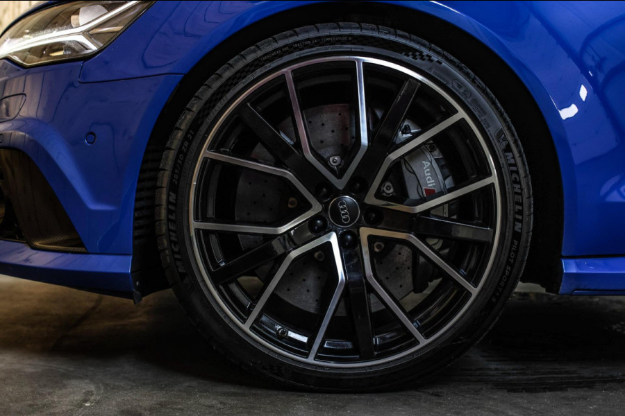 Audi RS6 Performance 4.0 TFSI Quattro *Pano*Akra*B&O*Keramisch*Carbon*Soft-Close*