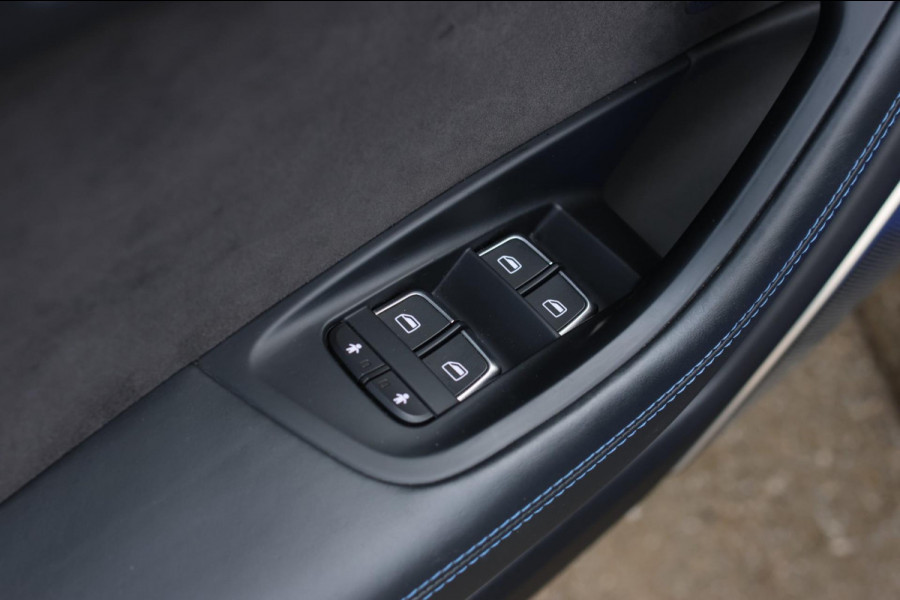 Audi RS6 Performance 4.0 TFSI Quattro *Pano*Akra*B&O*Keramisch*Carbon*Soft-Close*