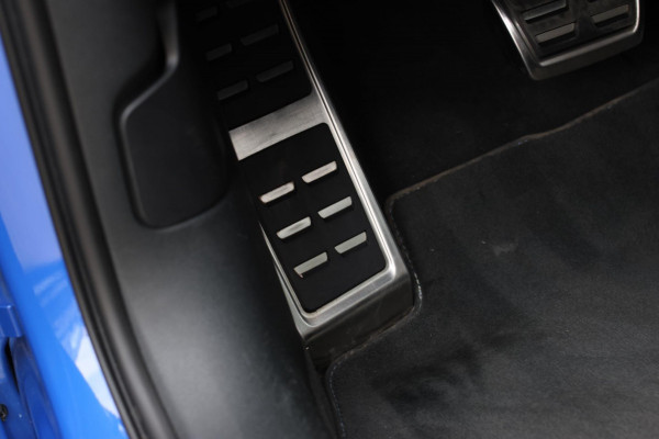 Audi RS6 Performance 4.0 TFSI Quattro *Pano*Akra*B&O*Keramisch*Carbon*Soft-Close*