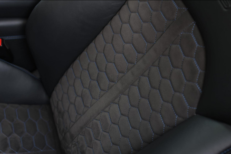 Audi RS6 Performance 4.0 TFSI Quattro *Pano*Akra*B&O*Keramisch*Carbon*Soft-Close*