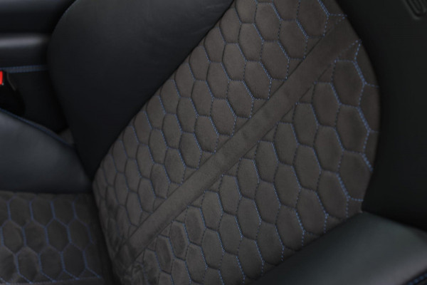 Audi RS6 Performance 4.0 TFSI Quattro *Pano*Akra*B&O*Keramisch*Carbon*Soft-Close*