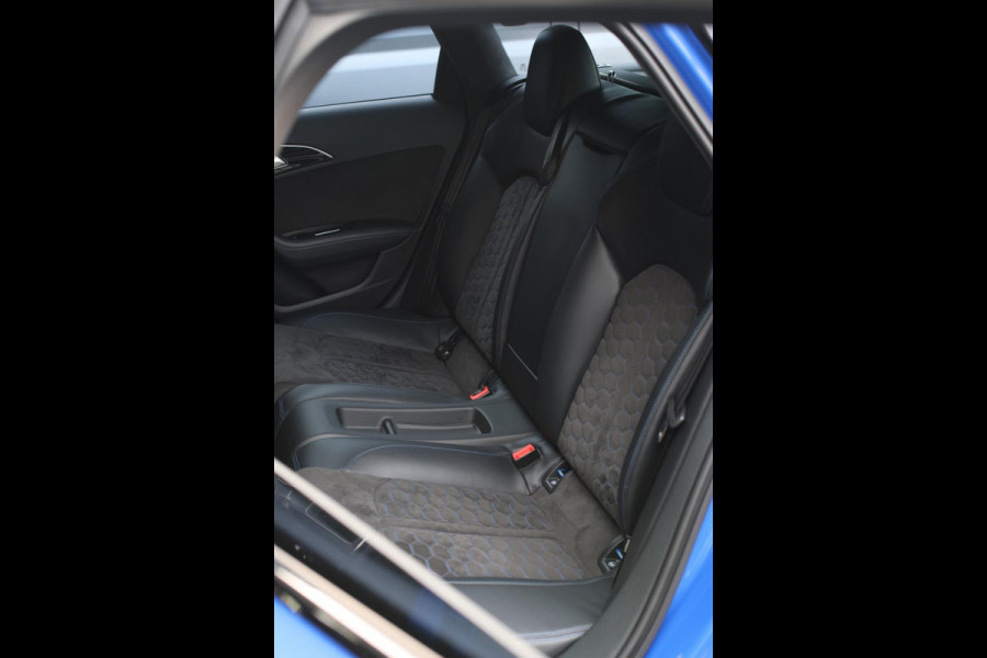 Audi RS6 Performance 4.0 TFSI Quattro *Pano*Akra*B&O*Keramisch*Carbon*Soft-Close*